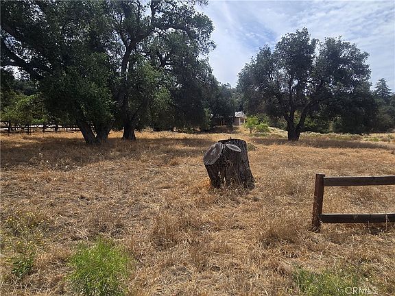 5th image of 32539 Camino Moro