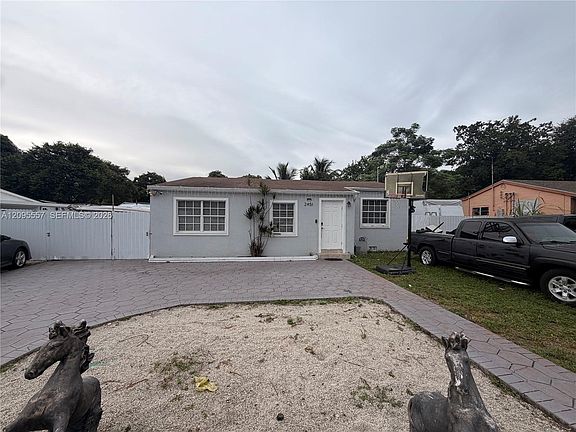 2nd image of 2451 NW 104th St