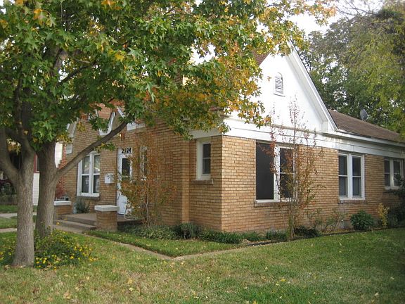 4th image of 2924 Meadowbrook Dr