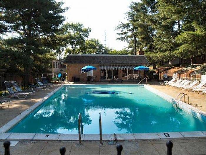 Pool - Versailles Townhom