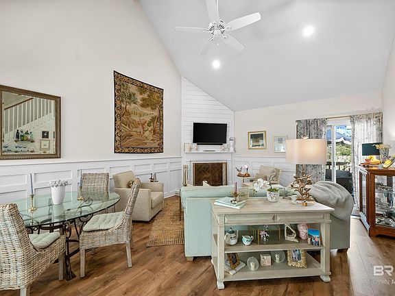 3rd image of 1000 Dolive Springs Dr APT D2
