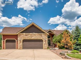 450 Black Bear Trl, Woodland Park, CO 80863