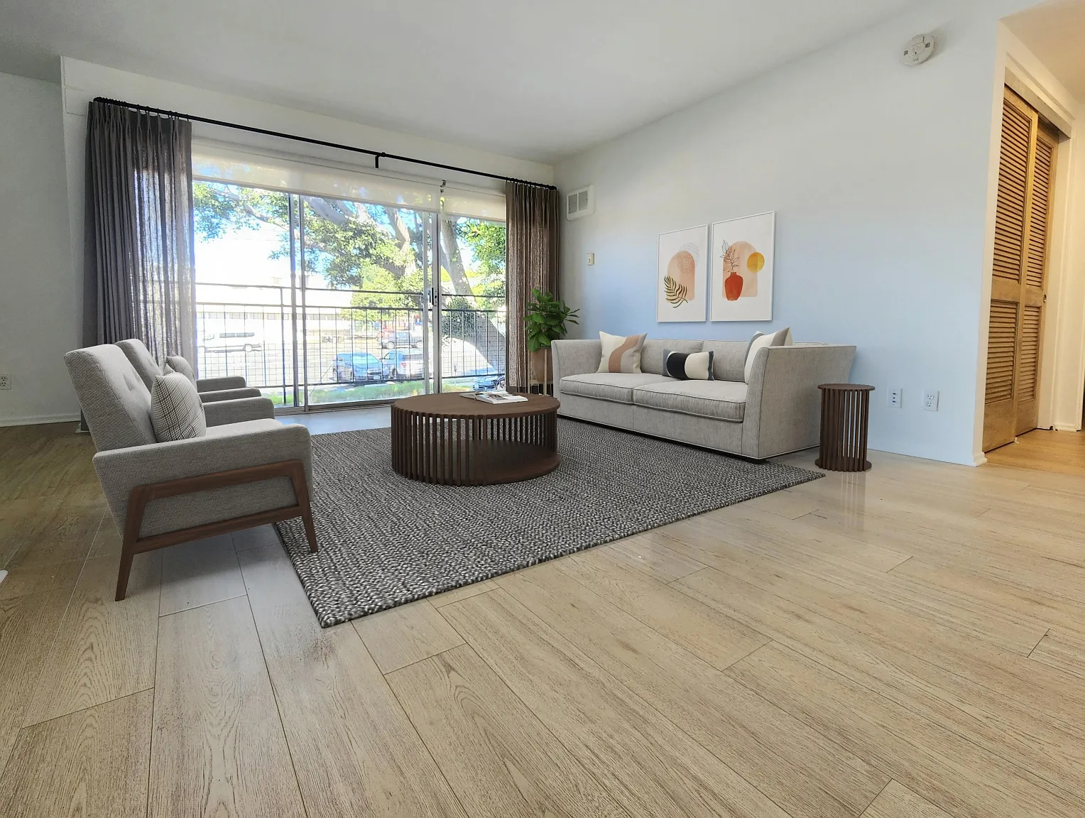 1 bed, 1.0 bath, $2,350 — Photo 2
