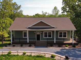 106 Park Shores Cir, Moneta, VA 24121