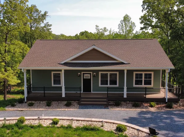 106 Park Shores Cir, Moneta, VA 24121