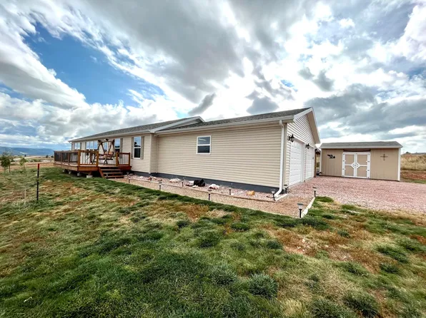 12955 Bethany St, Hot Springs, SD 57747