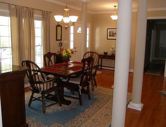 3rd image of 390 Brent Pl