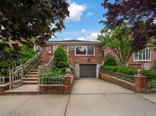 24420 73rd Avenue, Little Neck, NY 11362