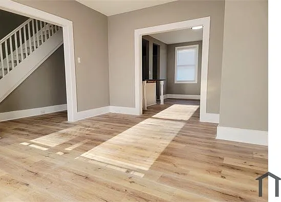 4338 Sheldon Ave — Photo 16