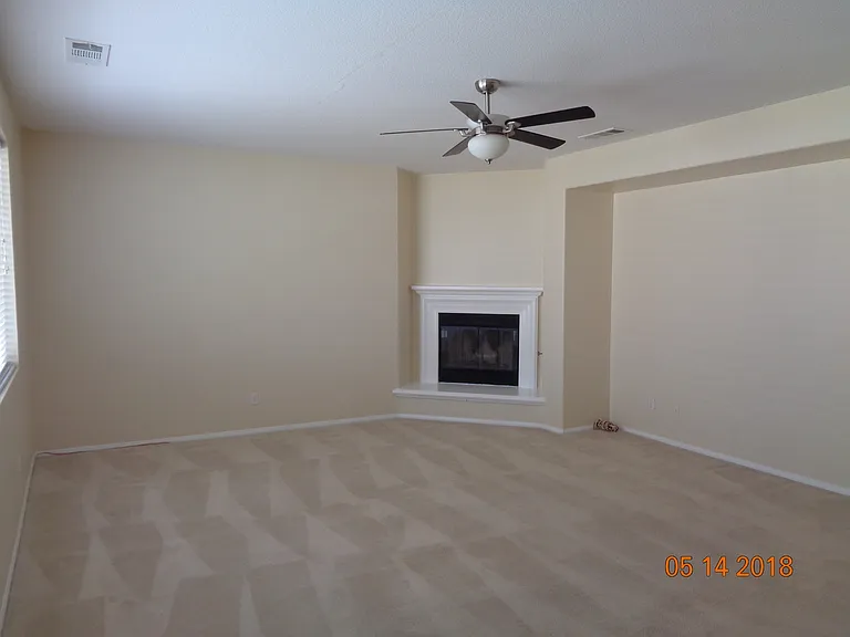44948 Mariposa Dr — Photo 10