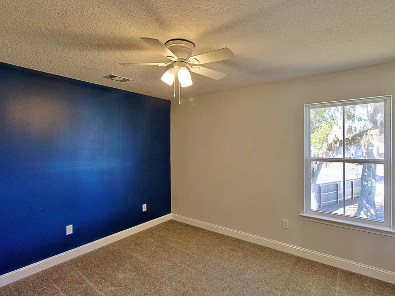 326 Fairview Cir — Photo 27