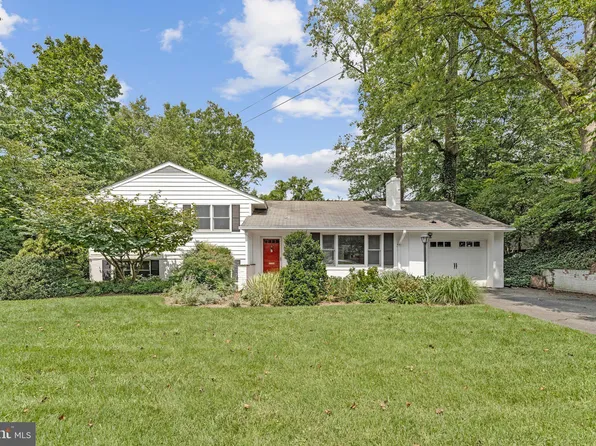 6534 Jay Miller Dr, Falls Church, VA 22041