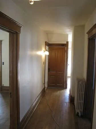 3 bed, $1,300 — Photo 4