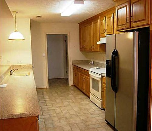 5th image of 275 Sherbrooke Dr