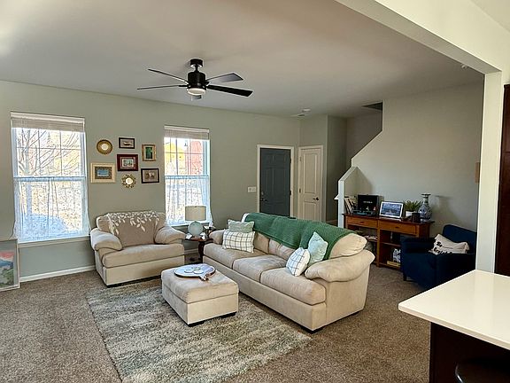 3rd image of 2317 Willenbrock Cir