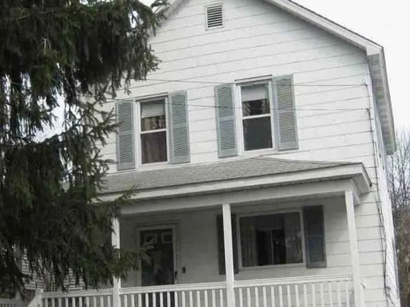 104 Front St, Browndale, PA 18421