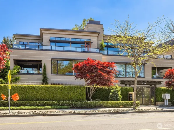 5726 Lake Washington Boulevard NE #3002, Kirkland, WA 98033