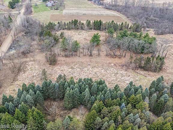 3rd image of 0 Hitchcock Rd