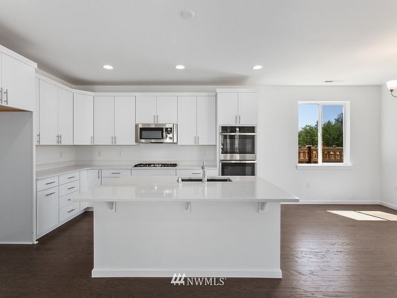 3rd image of 15124 Tyee Drive E #8
