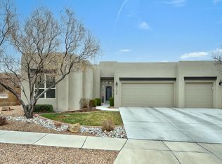 7348 Old Pecos Trl NE, Albuquerque, NM 87113