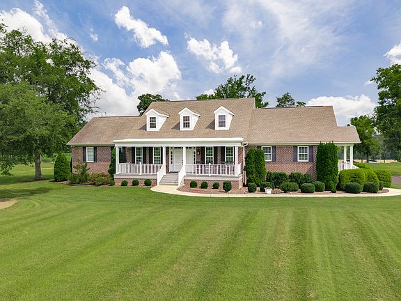 2nd image of 144 Herb Garden Dr