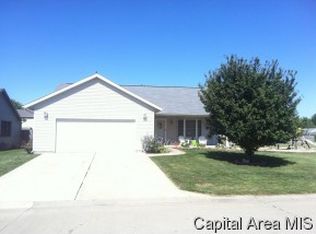 3025 Lakeshire Dr, Springfield, IL 62707