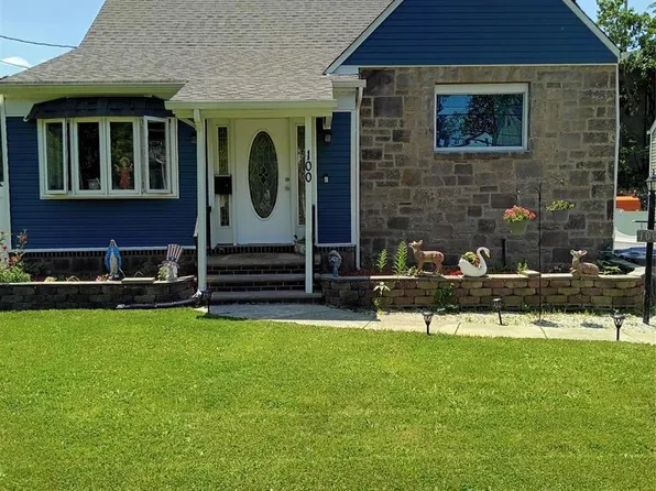 100 Knapp Pl, Englewood, NJ 07631