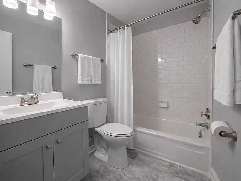 Legends Pointe Apartments — Photo 4