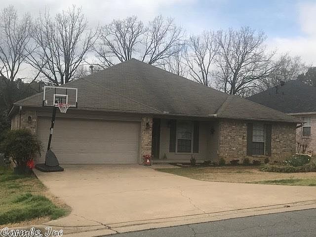 1st image of 7 Brennan Ln