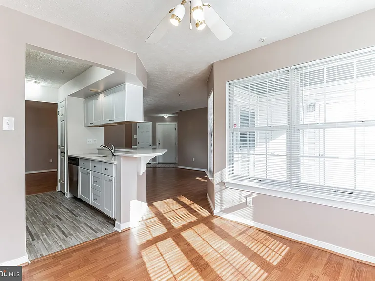 2405 Forest Edge Ct #103 — Photo 17