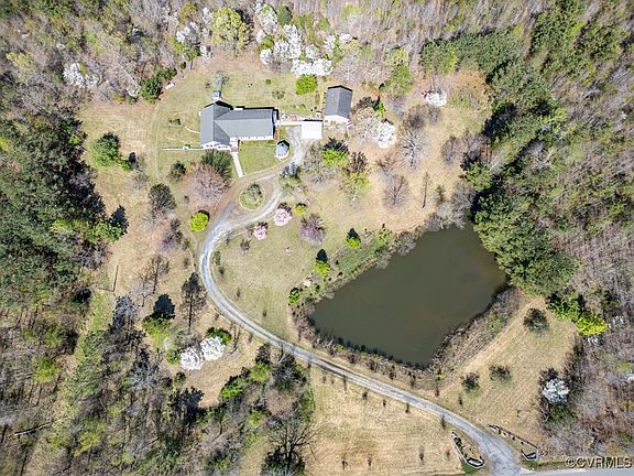 2nd image of 1416 Snead Spring Rd