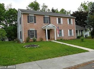 59 Standish Ct, Charles Town, WV 25414