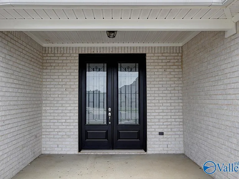 26415 Birkshire Ln — Photo 36