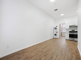 304 Cooper St #2L, Brooklyn, NY 11237