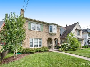 1421 Franklin St SE #UP, E Grand Rapid, MI 49506