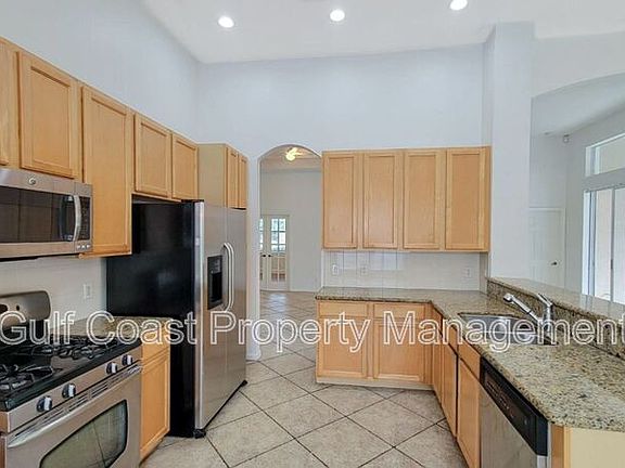 3rd image of 6836 Bay Hill Dr