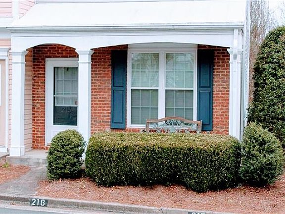 2nd image of 215 Buckland Dr