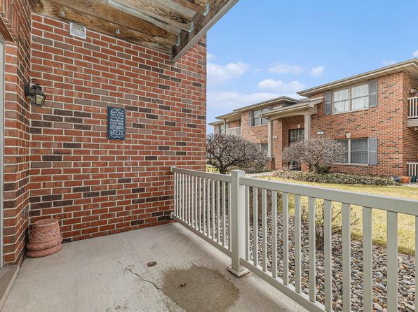545 Cambridge Ct UNIT 1-A, Munster, IN 46321