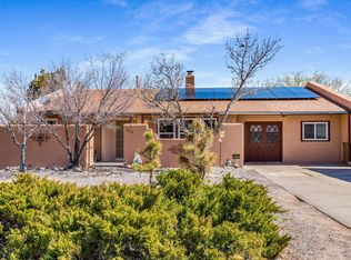 6612 E Vooscane Ave, Cochiti Lake, NM 87083