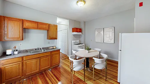 52 Sumner St #5 Photo 1