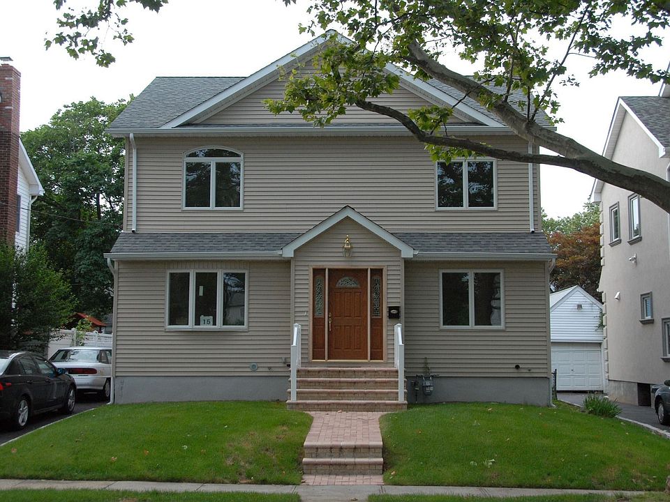 1st image of 15 Quaker St