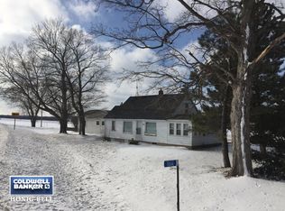 7195 Prairie Rd, Elkhorn, WI 53121