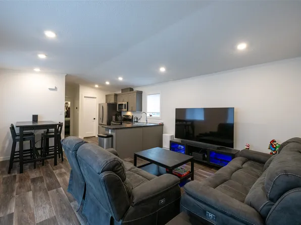 2401 Ord Rd #77, Kamloops, BC V2B 7V8