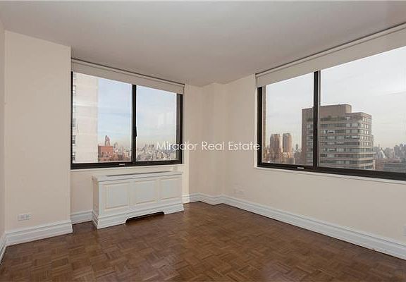 3rd image of 145 W 67th St #*16c
