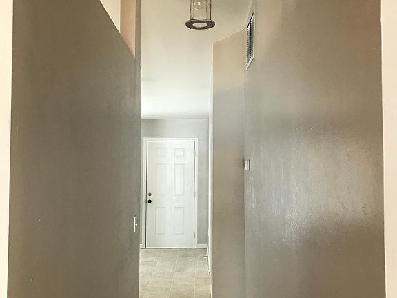 5th image of 101/103 SE 12th Ter