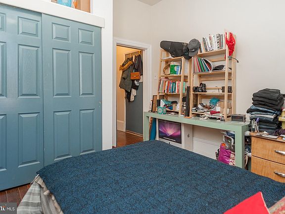 3rd image of 2210 E York St #12-1F