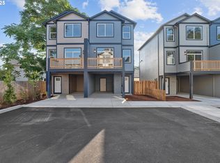 11187 SE Stark St, Portland, OR 97216