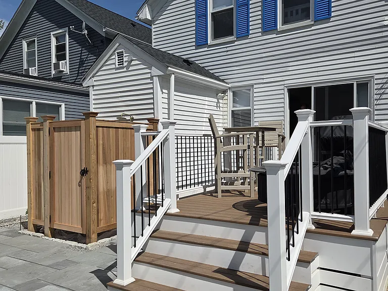 33 Slocum St — Photo 25