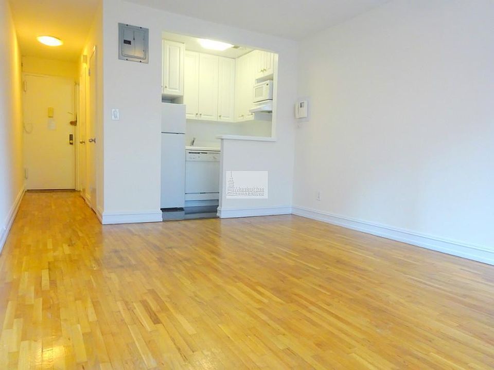 2nd image of 1661 York Ave APT 4E