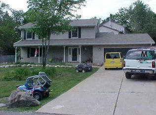 611 N Blocki Ct, Lake Orion, MI 48362